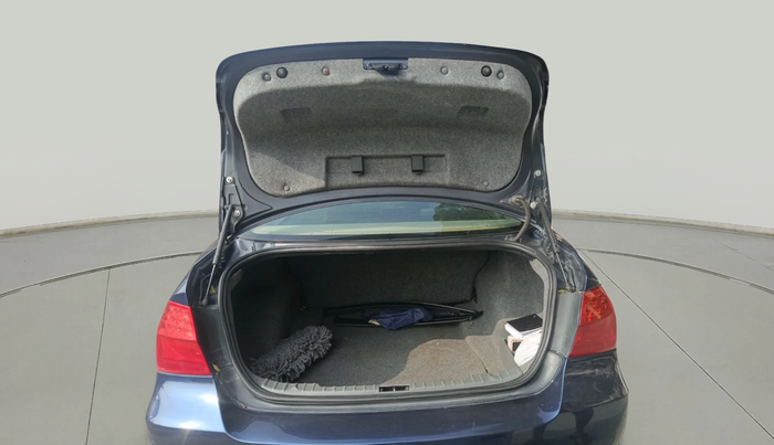 2011 BMW 3 Series 320d, Diesel, Automatic, 1,33,619 km, exterior