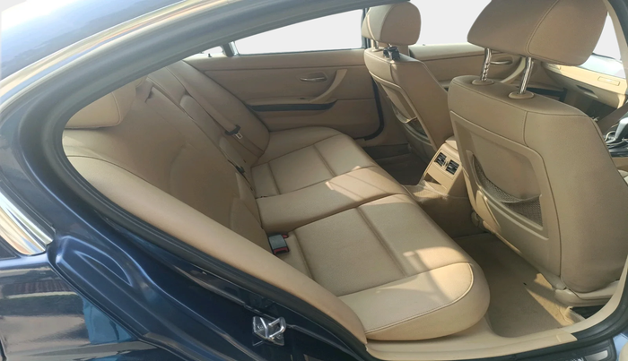 2011 BMW 3 Series 320d, Diesel, Automatic, 1,33,619 km, interior