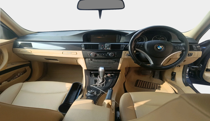 2011 BMW 3 Series 320d, Diesel, Automatic, 1,33,619 km, interior
