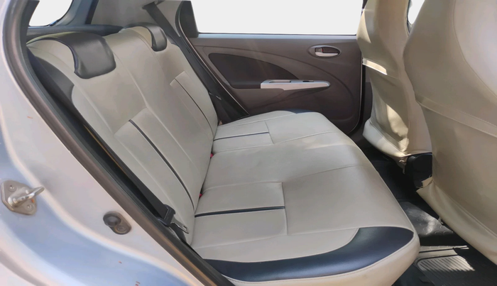 2011 Toyota Etios G, Petrol, Manual, 76,973 km, interior