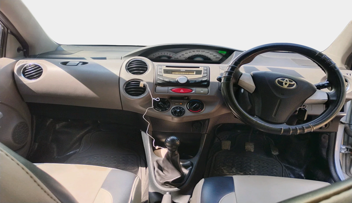 2011 Toyota Etios G, Petrol, Manual, 76,973 km, interior