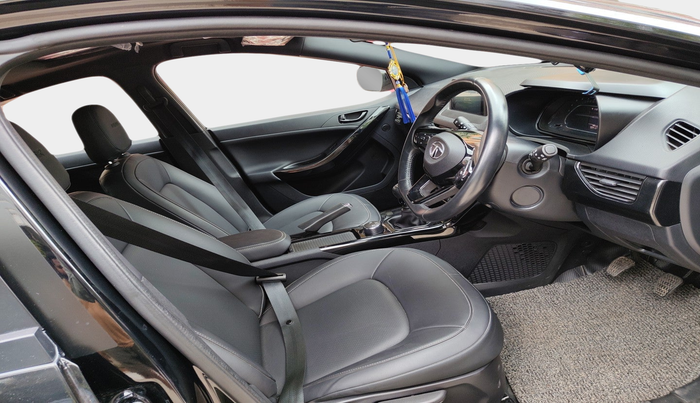 2023 Tata NEXON XZ PLUS PETROL SUNROOF DARK EDITION, Petrol, Manual, 5,543 km, interior