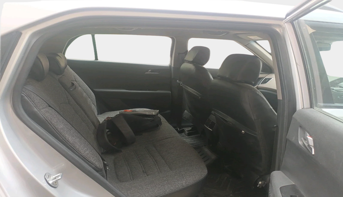 2015 Hyundai Creta SX PLUS AT 1.6 DIESEL, Diesel, Automatic, 1,41,229 km, interior