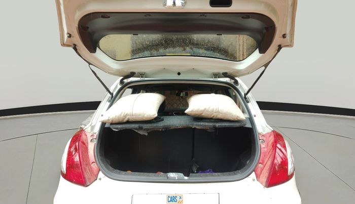 2017 Maruti Swift VXI, Petrol, Manual, 83,396 km, exterior