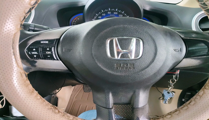 2014 Honda Mobilio 1.5L I-VTEC V, Petrol, Manual, 1,51,141 km, interior