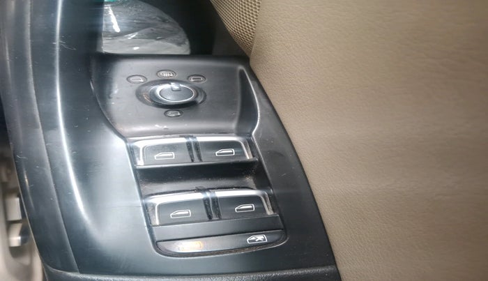 2017 Audi Q3 35 TDI Quattro, Diesel, Automatic, 1,50,940 km, interior