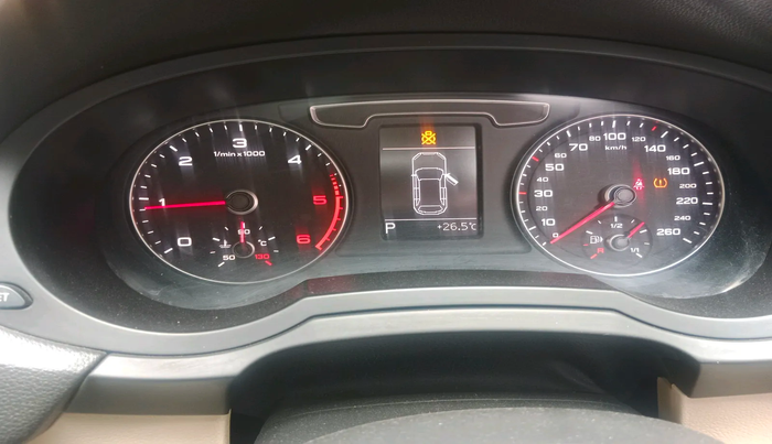 2017 Audi Q3 35 TDI Quattro, Diesel, Automatic, 1,50,940 km, interior