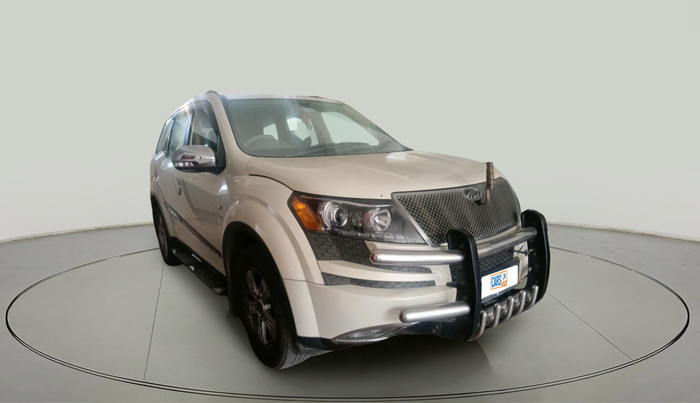 2012 Mahindra XUV500 W8, Diesel, Manual, 3,27,672 km, exterior