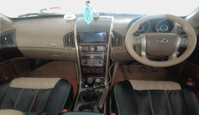 2012 Mahindra XUV500 W8, Diesel, Manual, 3,27,672 km, interior