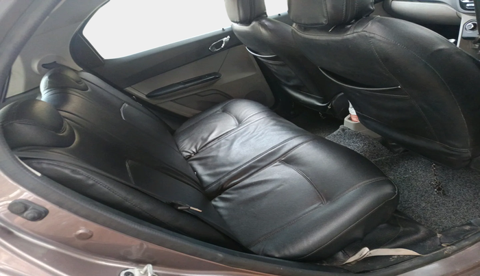 2016 Tata Tiago XZ PETROL, Petrol, Manual, 80,472 km, interior