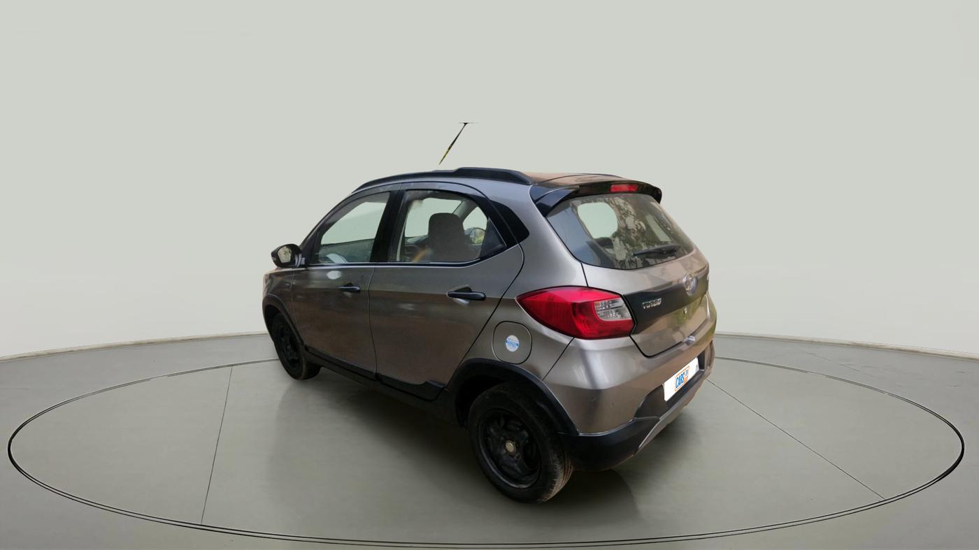 2018 Tata TIAGO NRG PETROL, Petrol, Manual, 31,830 km, exterior