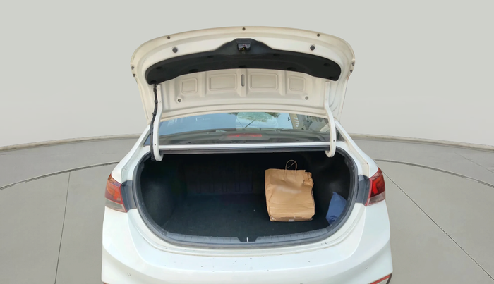 2018 Hyundai Verna 1.6 CRDI SX + AT, Diesel, Automatic, 72,797 km, exterior