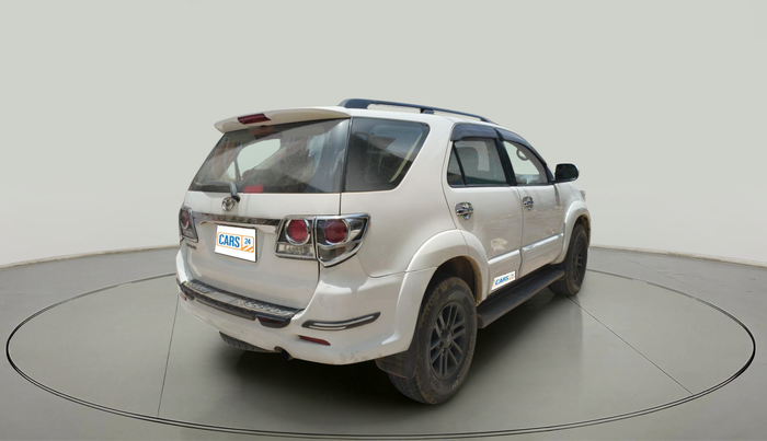 2015 Toyota Fortuner 3.0 4X2 MT, Diesel, Manual, 2,75,699 km, exterior