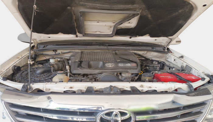 2015 Toyota Fortuner 3.0 4X2 MT, Diesel, Manual, 2,75,699 km, exterior