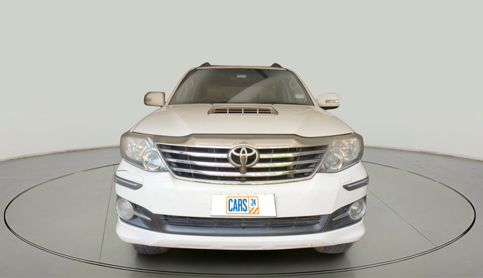2015 Toyota Fortuner 3.0 4X2 MT, Diesel, Manual, 2,75,699 km, exterior