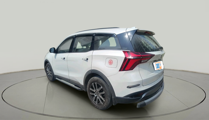 2022 Mahindra XUV700 AX 7 LUXURY D AT 7 STR, Diesel, Automatic, 39,226 km, exterior