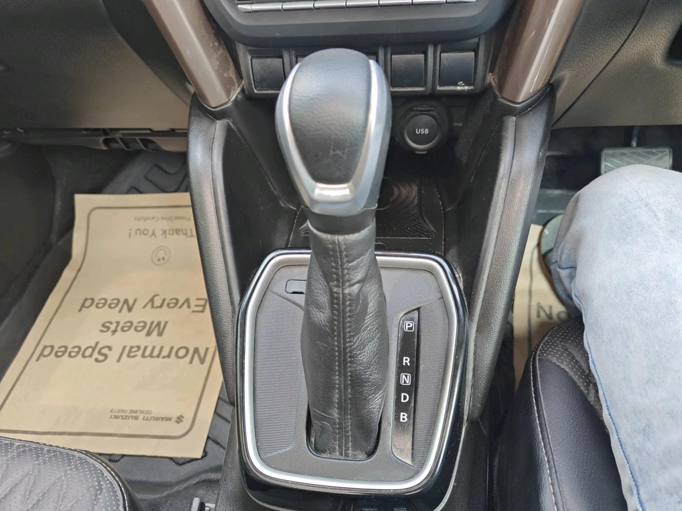 2023 Maruti Grand Vitara ALPHA PLUS HYBRID ECVT DUAL TONE , Hybrid, Automatic, 76,827 km, interior