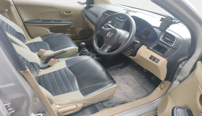 2016 Honda Amaze 1.5L I-DTEC E, Diesel, Manual, 1,09,532 km, interior