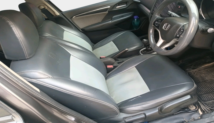 2018 Honda WR-V 1.5L I-DTEC VX MT, Diesel, Manual, 2,11,555 km, interior