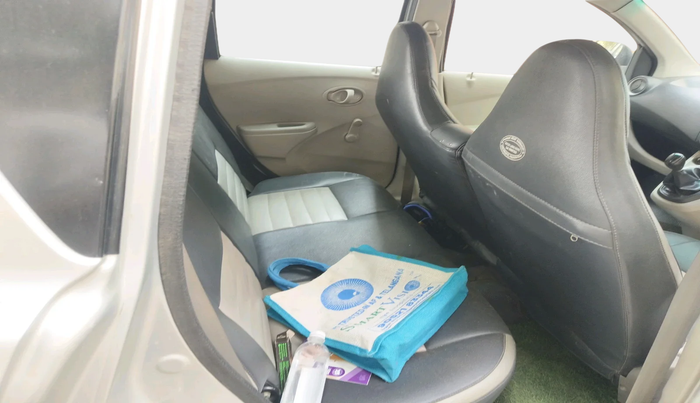 2017 Datsun Go T (O), Petrol, Manual, 55,005 km, interior