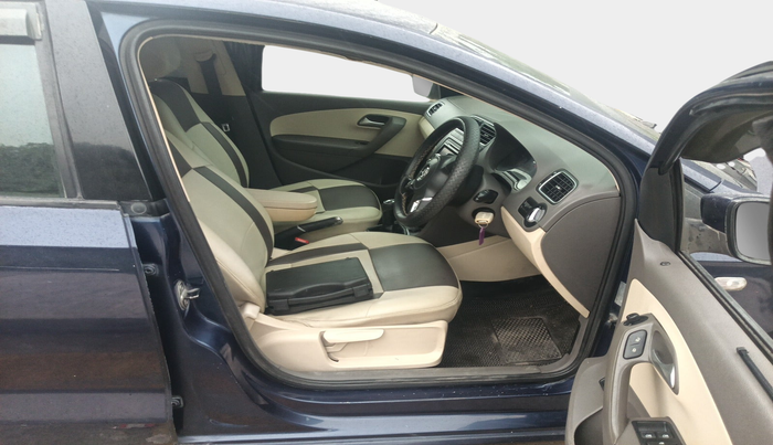 2012 Volkswagen Vento HIGHLINE DIESEL 1.6, Diesel, Manual, 1,31,018 km, interior