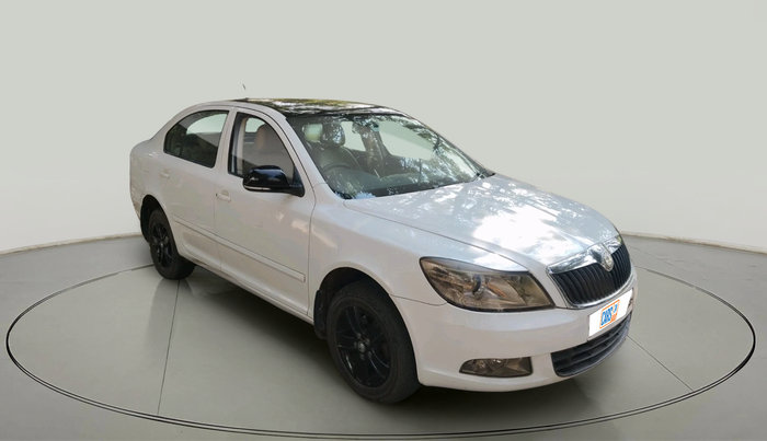 2010 Skoda Laura AMBIENTE 1.9 TDI MT, Diesel, Manual, 1,56,633 km, exterior