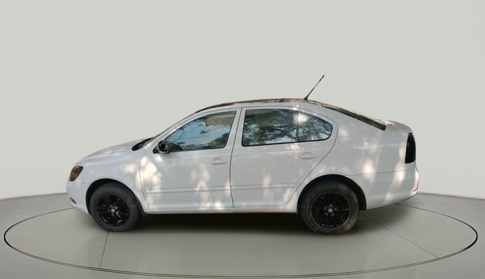 2010 Skoda Laura AMBIENTE 1.9 TDI MT, Diesel, Manual, 1,56,633 km, exterior