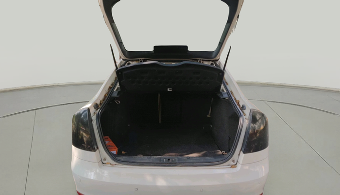 2010 Skoda Laura AMBIENTE 1.9 TDI MT, Diesel, Manual, 1,56,633 km, exterior