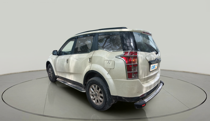 2015 Mahindra XUV500 W10, Diesel, Manual, 1,76,737 km, exterior