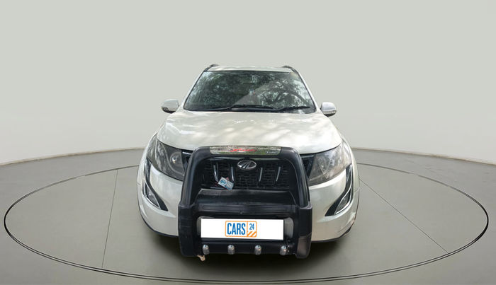 2015 Mahindra XUV500 W10, Diesel, Manual, 1,76,737 km, exterior