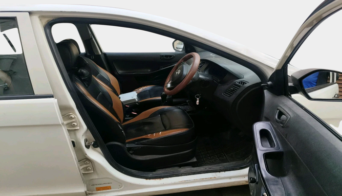 2018 Tata Zest XE 75PS DIESEL, Diesel, Manual, 1,29,490 km, interior