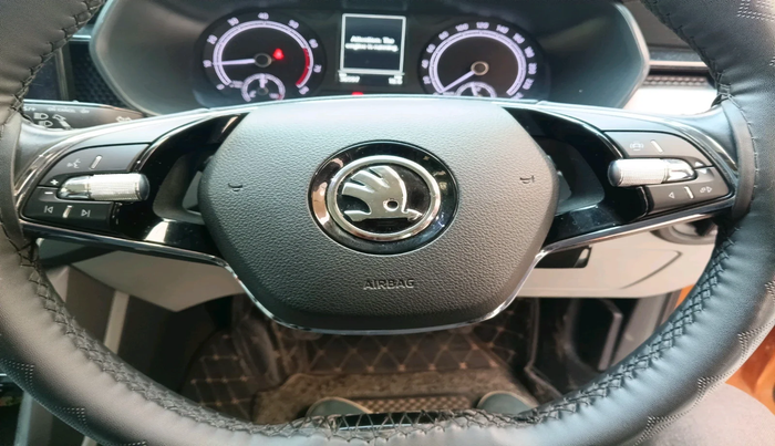 2021 Skoda KUSHAQ AMBITION 1.0L TSI MT, Petrol, Manual, 40,500 km, interior