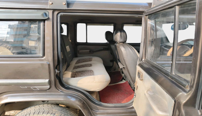 2012 Mahindra Bolero ZLX BS IV, Diesel, Manual, 1,19,350 km, interior