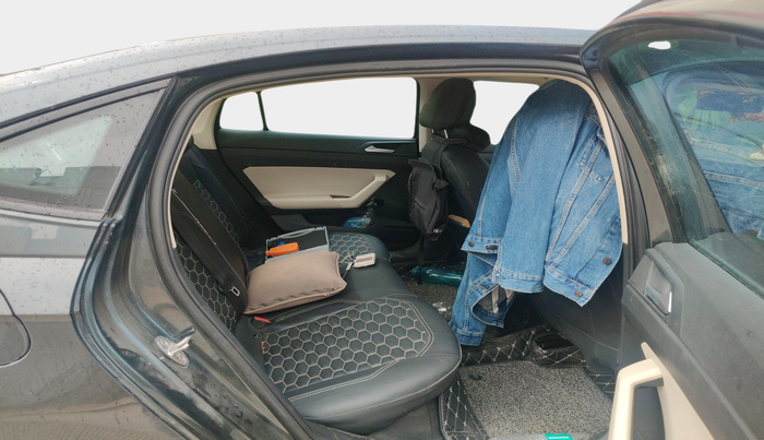 2022 Volkswagen VIRTUS COMFORTLINE TSI 1.0 MT, Petrol, Manual, 43,581 km, interior