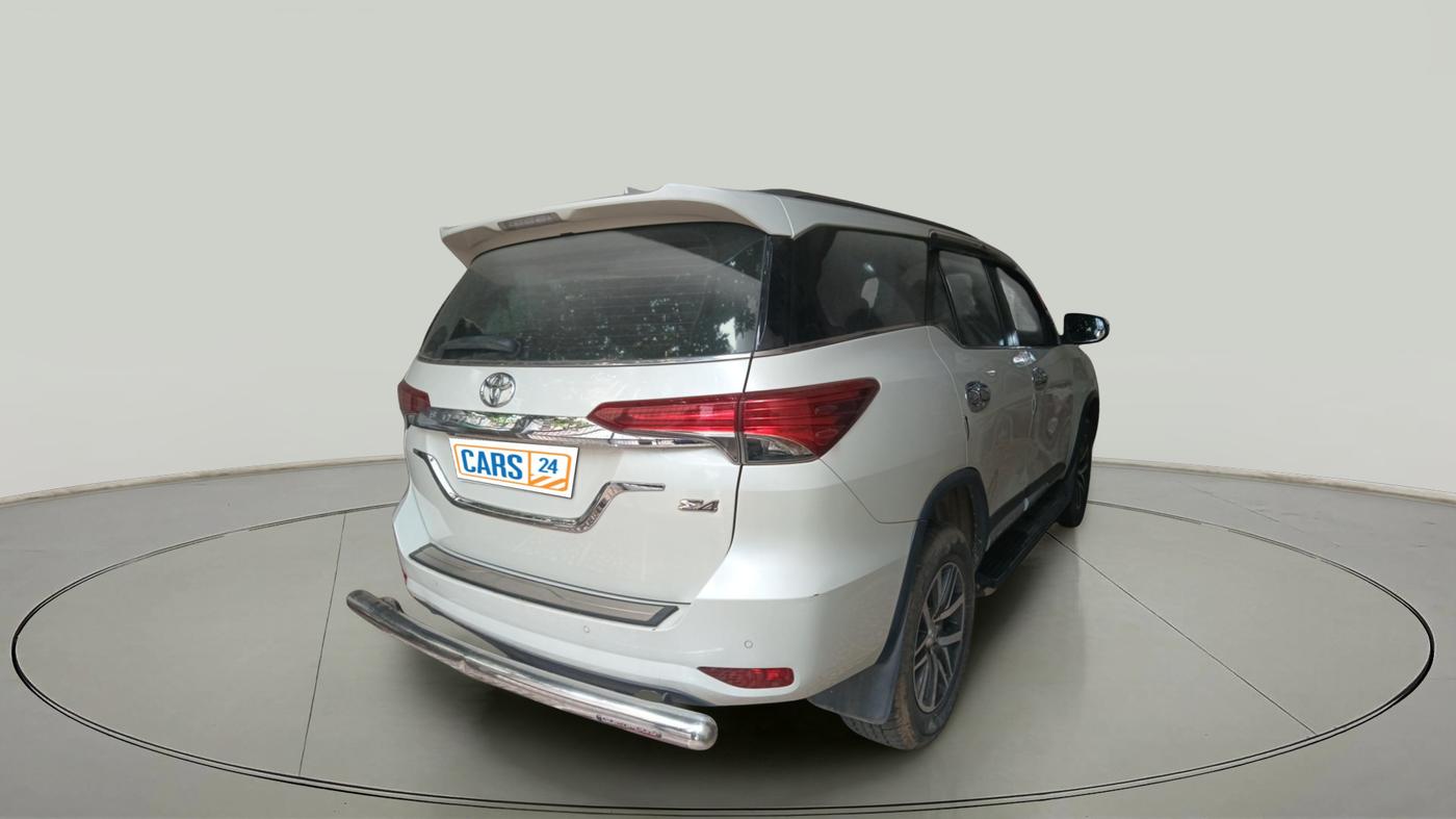 2019 Toyota Fortuner 2.8 4X4 AT, Diesel, Automatic, 27,929 km, exterior