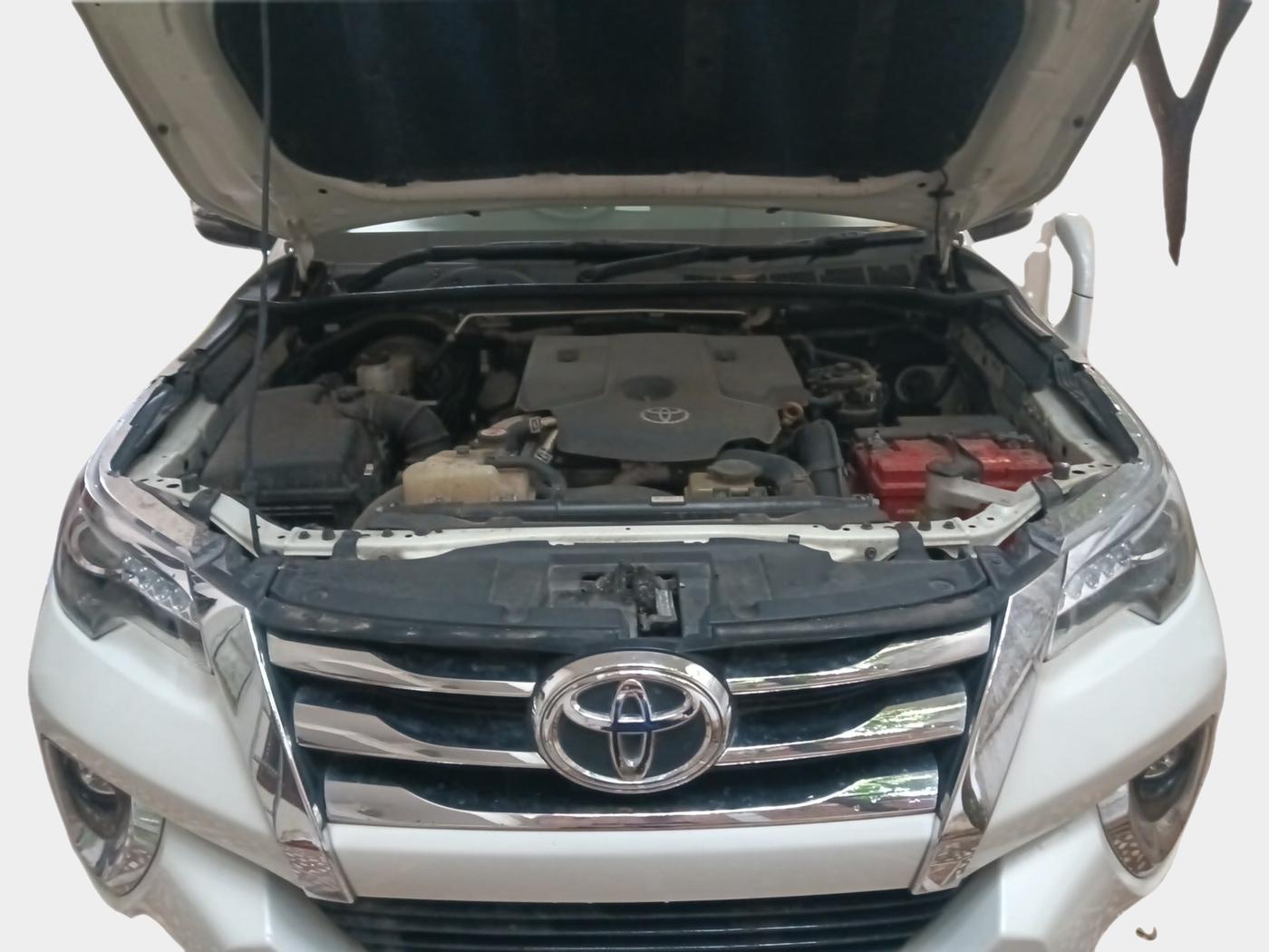2019 Toyota Fortuner 2.8 4X4 AT, Diesel, Automatic, 27,929 km, exterior