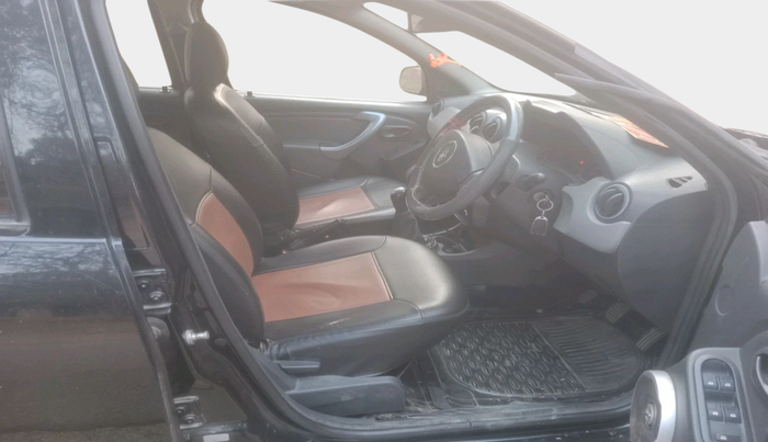 2013 Renault Duster 85 PS RXE DIESEL, Diesel, Manual, 1,50,043 km, interior