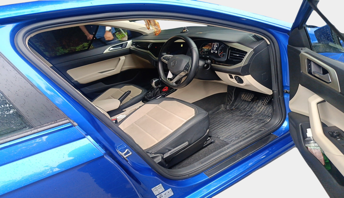 2022 Volkswagen VIRTUS HIGHLINE TSI 1.0 AT, Petrol, Automatic, 18,800 km, interior