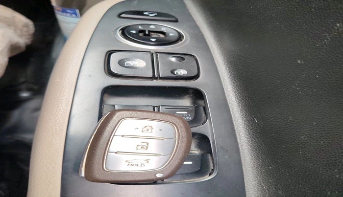 2015 Hyundai Grand i10 SPORTZ 1.2 KAPPA VTVT, Petrol, Manual, 1,31,733 km, interior