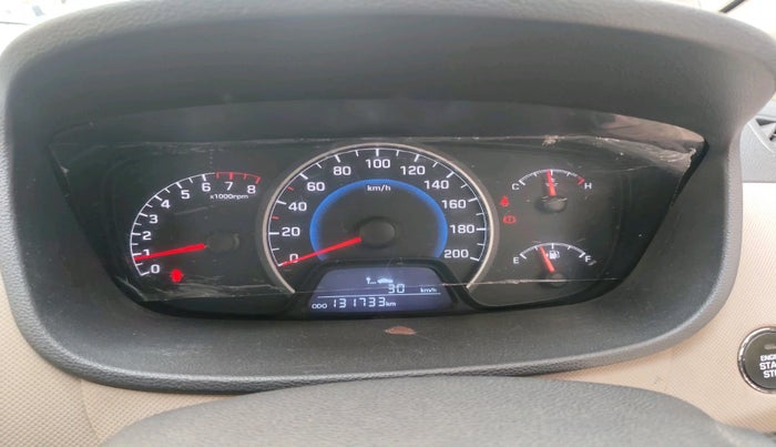 2015 Hyundai Grand i10 SPORTZ 1.2 KAPPA VTVT, Petrol, Manual, 1,31,733 km, interior