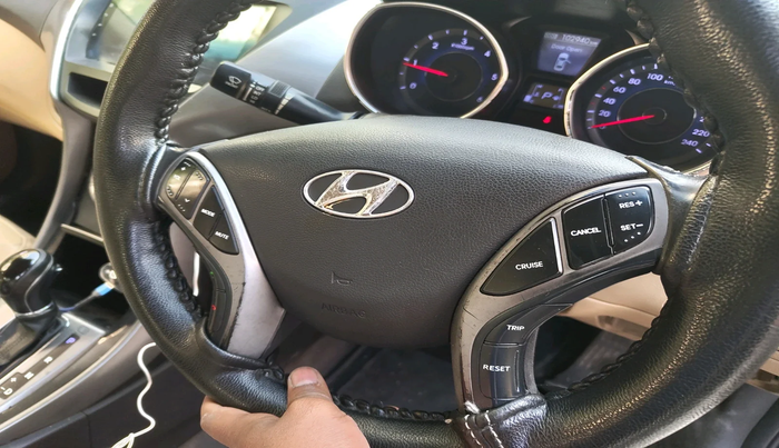 2013 Hyundai New Elantra 1.6 SX AT DIESEL, Diesel, Automatic, 1,47,393 km, interior