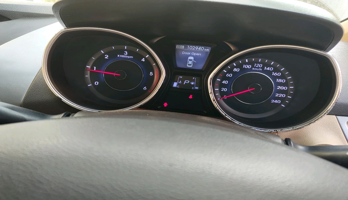 2013 Hyundai New Elantra 1.6 SX AT DIESEL, Diesel, Automatic, 1,47,393 km, interior