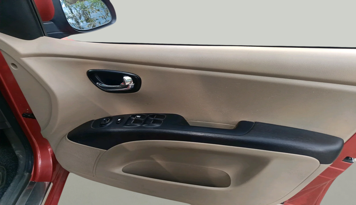 2011 Hyundai i10 ASTA 1.2, Petrol, Manual, 58,703 km, interior