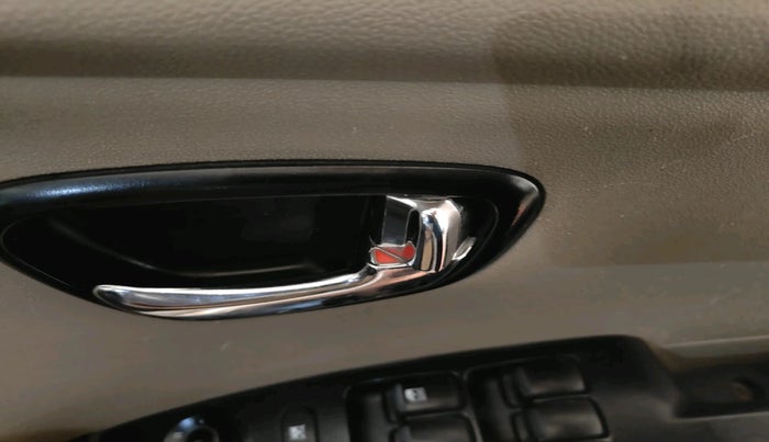 2013 Hyundai i10 SPORTZ 1.2, Petrol, Manual, 1,14,639 km, interior