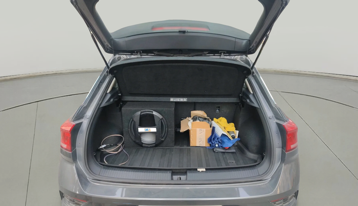 2020 Volkswagen T-ROC 1.5 TSI AT, Petrol, Automatic, 90,783 km, exterior