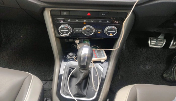 2020 Volkswagen T-ROC 1.5 TSI AT, Petrol, Automatic, 90,783 km, interior