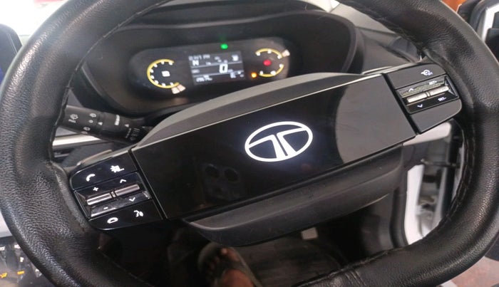 2025 Tata NEXON CREATIVE AMT 1.5 DIESEL, Diesel, Automatic, 29,514 km, interior