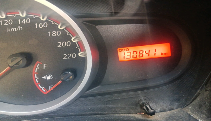 2011 Ford Figo TITANIUM 1.4 DIESEL, Diesel, Manual, 1,30,841 km, interior