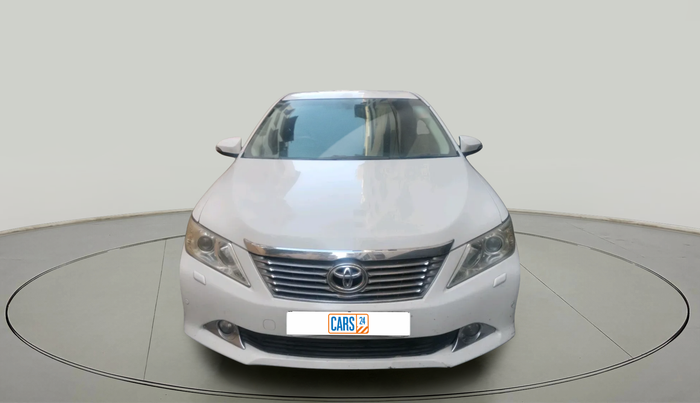 2014 Toyota Camry 2.5L AT, Petrol, Automatic, 2,14,231 km, exterior