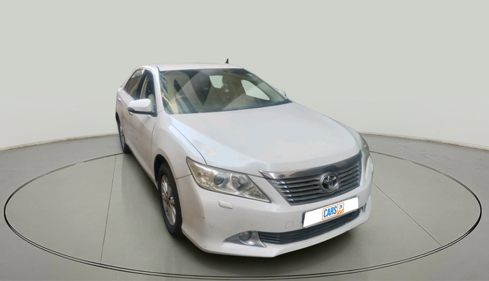 2014 Toyota Camry 2.5L AT, Petrol, Automatic, 2,14,231 km, exterior